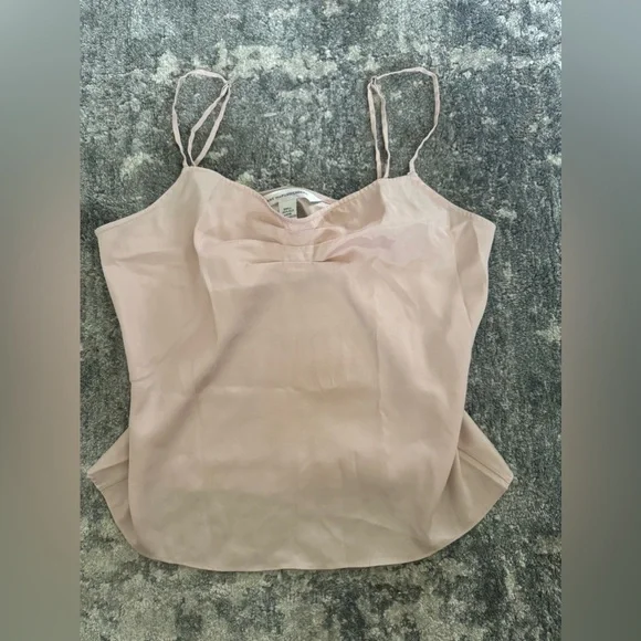 Diane von Furstenberg Silk V-Neck Tank Top * Pink - Picture 2 of 5